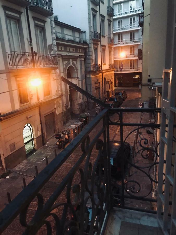 Bb Suonno - A 2 Passi Dalla Storia Naples Exterior photo